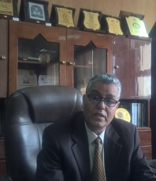  الدكتور يوسف غرباوى رئيس جامعة جنوب الوادى
