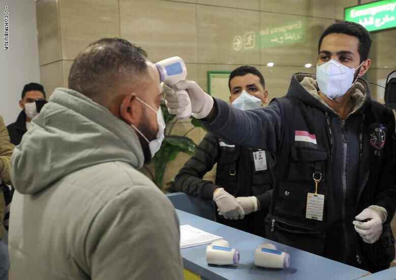 بسبب كورونا.. المؤسسات الدينية: الملتزم بمنزله أجره شهيد 
