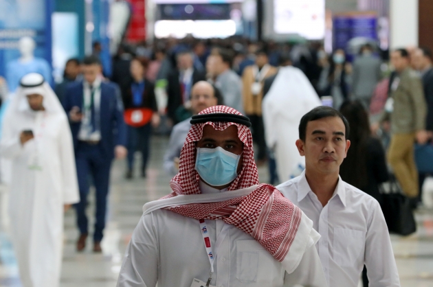  الإمارات تؤكد إصابة 45 حالة جديدة بـ فيروس كورونا