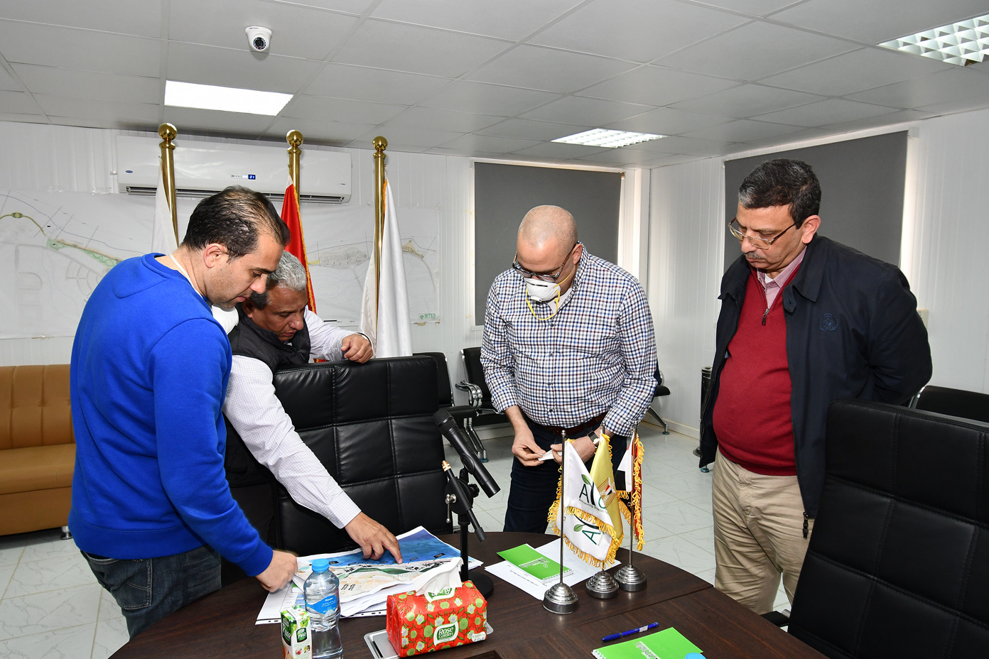 خلال الجولة خلال الجولة