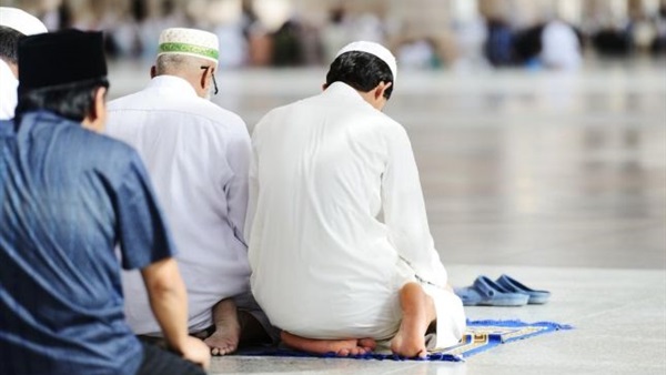 مقدار الحركات التي تبطل الصلاة وعددها