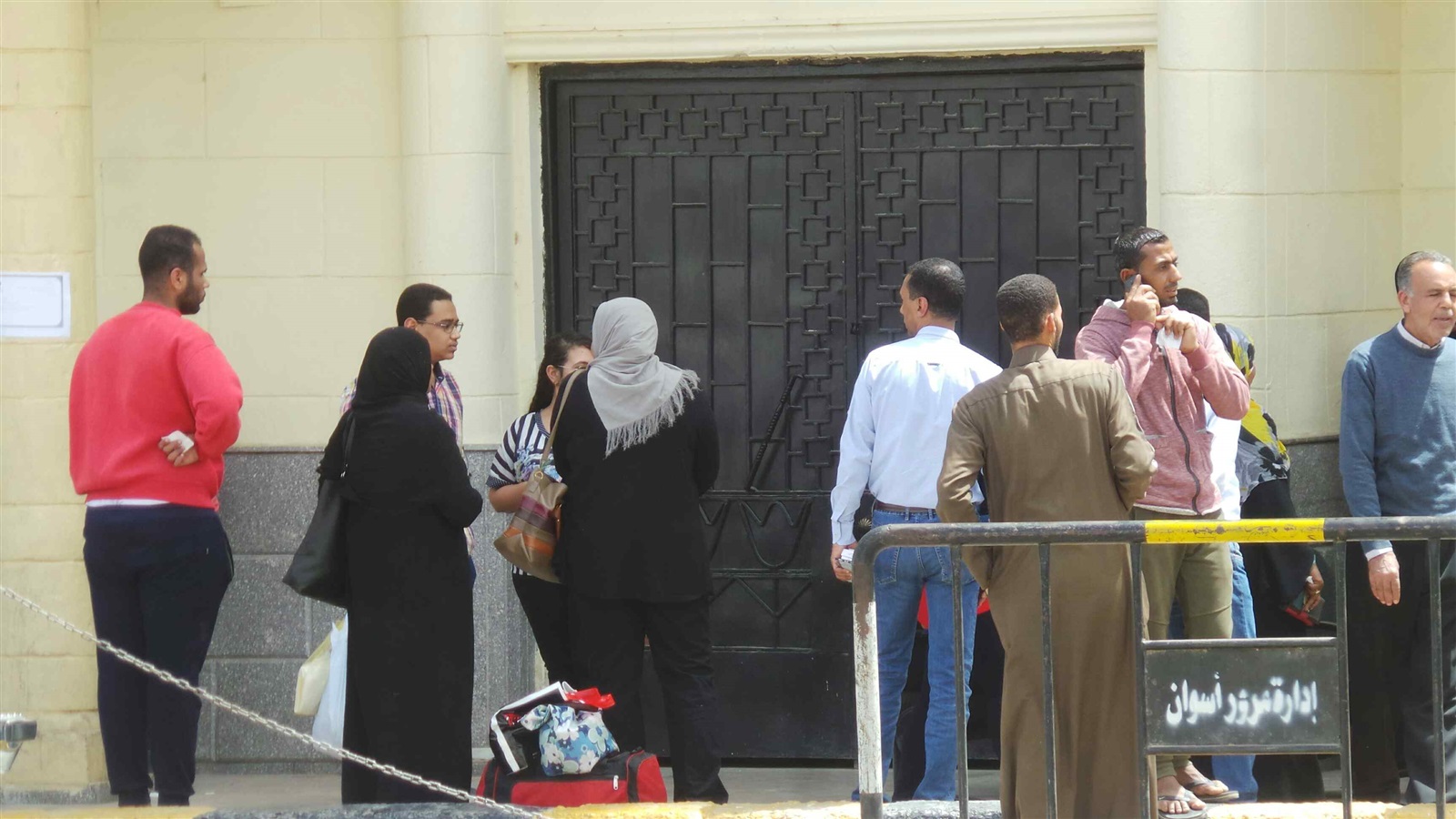 تزاحم المواطنين 