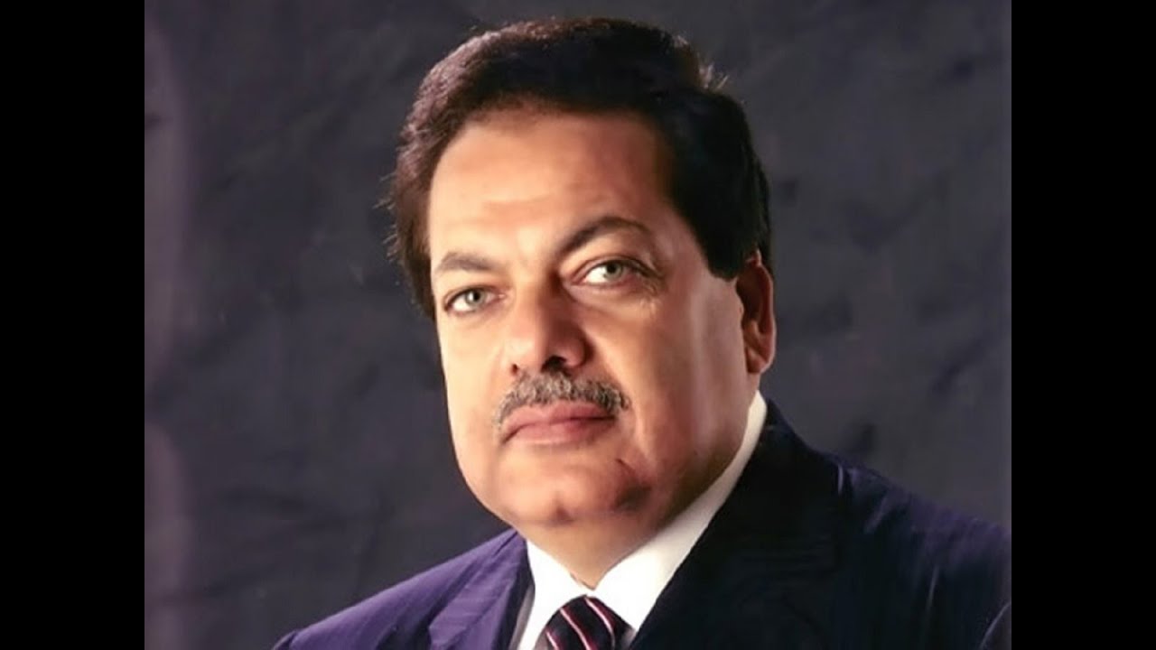 رجل الأعمال والصناعة محمد أبو العينين