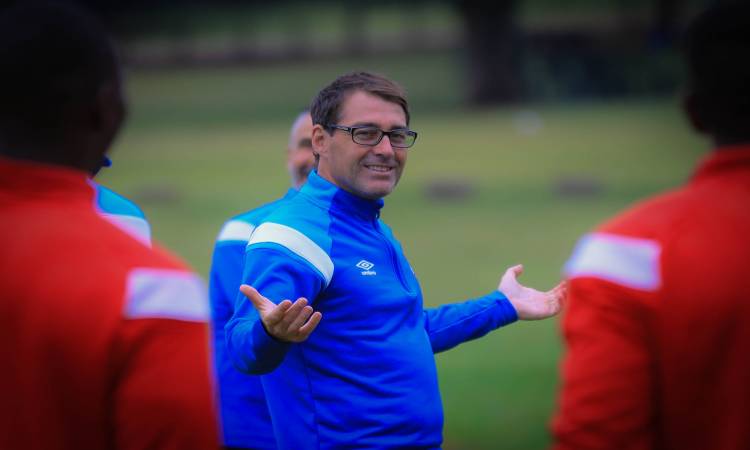 فايلر المدير الفني للنادي الأهلي 