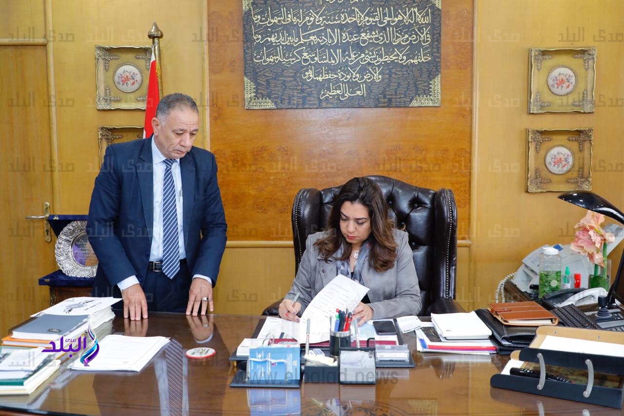الدكتورة منال عوض محافظ دمياط