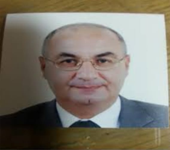 الدكتور بهاء درويش أستاذ الفلسفة بكلية الآداب جامعة المنيا