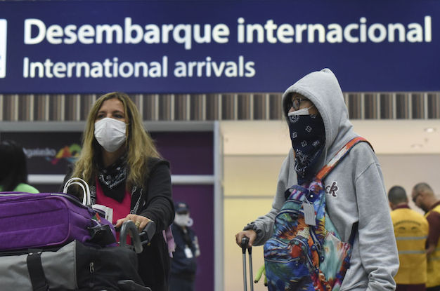 إصابات كورونا في أمريكا اللاتينية تبلغ 10 ألاف