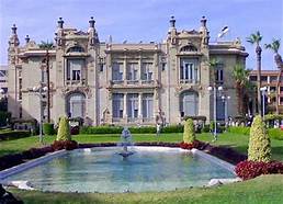 جامعة عين شمس 