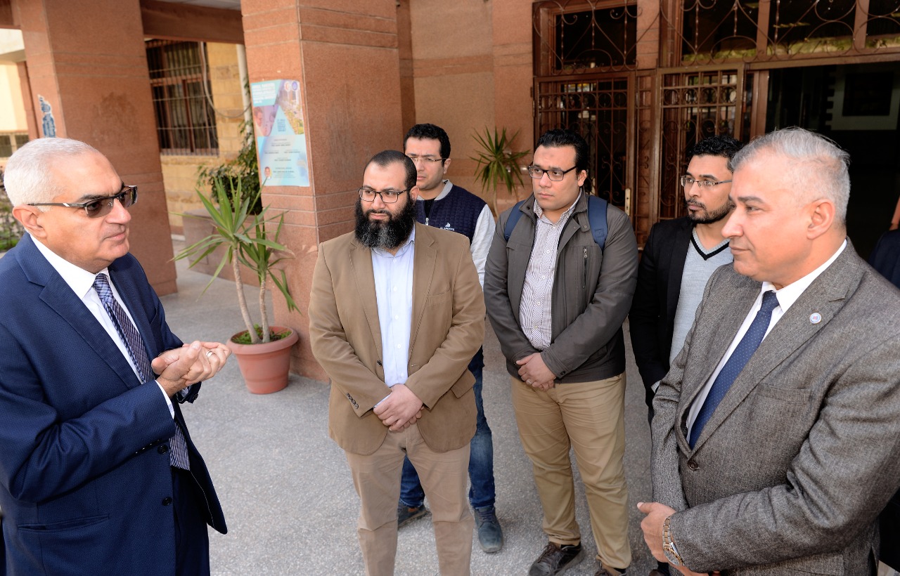 فريق أطباء جامعة المنصورة 