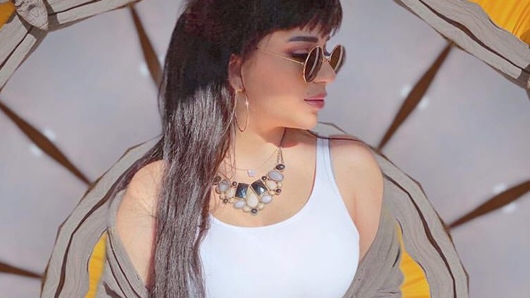 أسما شريف منير 