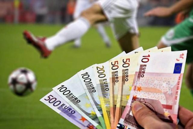 كرة القدم وأزمة الرواتب