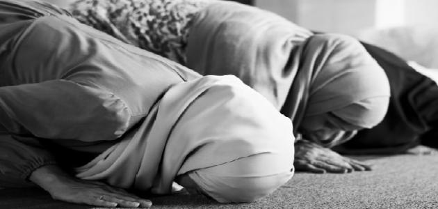 امامة المرأة