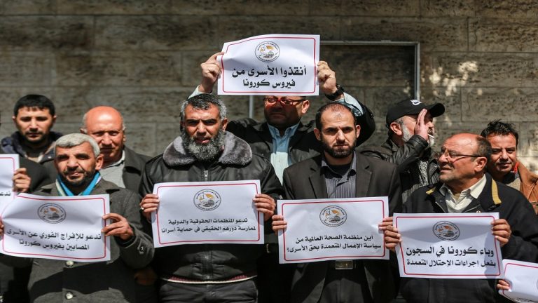 فلسطيني يكتشف إصابته بكورونا بعد يوم من إفراج إسرائيل عنه