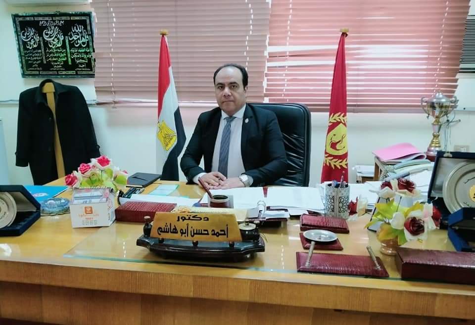 الدكتور أحمد أبو هاشم، مدير مديرية الصحة في بورسعيد