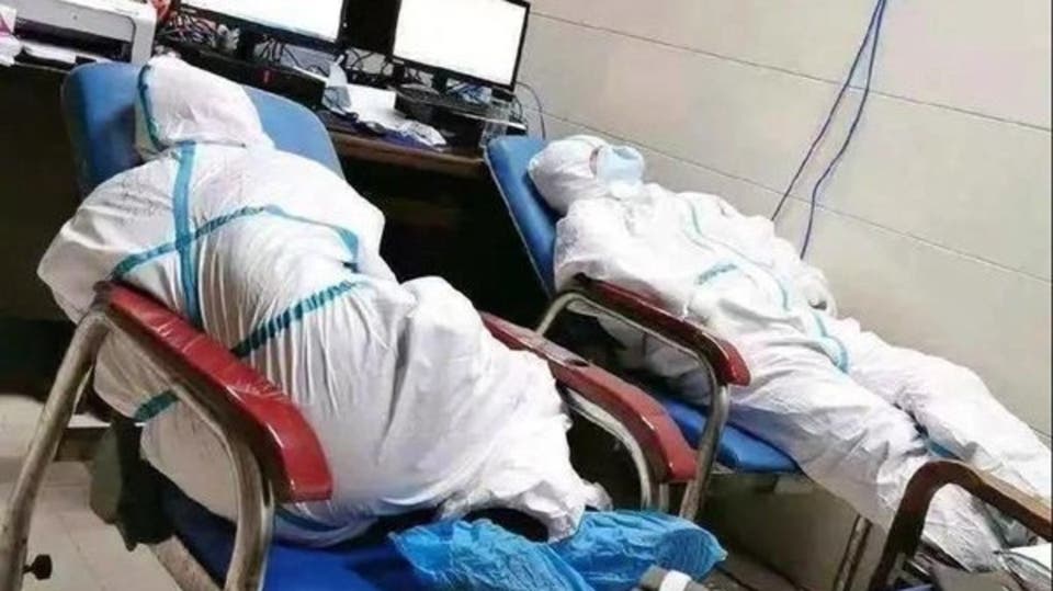 ضحايا الاطباء بسبب فيروس كورونا 