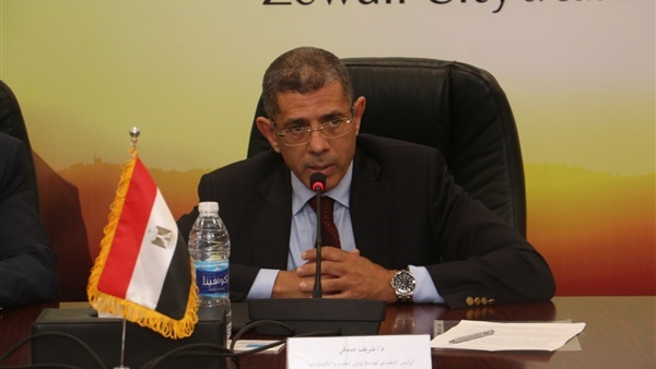 الدكتور شريف صدقي