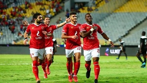 لاعبي الأهلي
