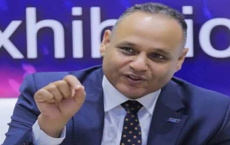  الدكتور محمود صقر رئيس الأكاديمية