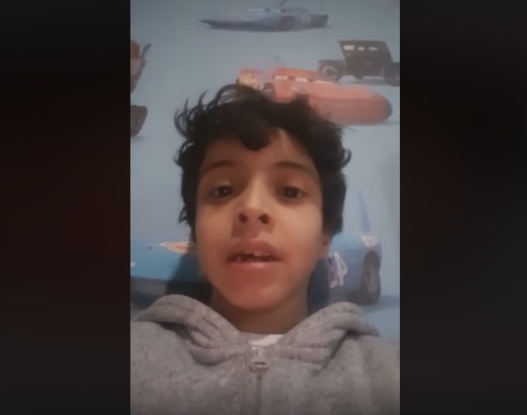 الطفل آسر