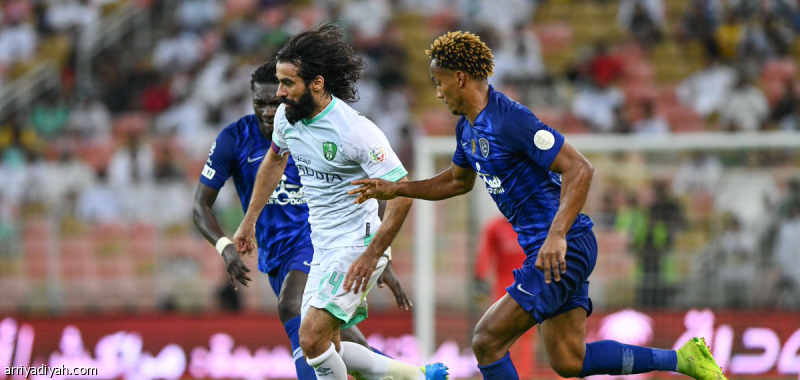 حسين عبد الغني ضد الهلال