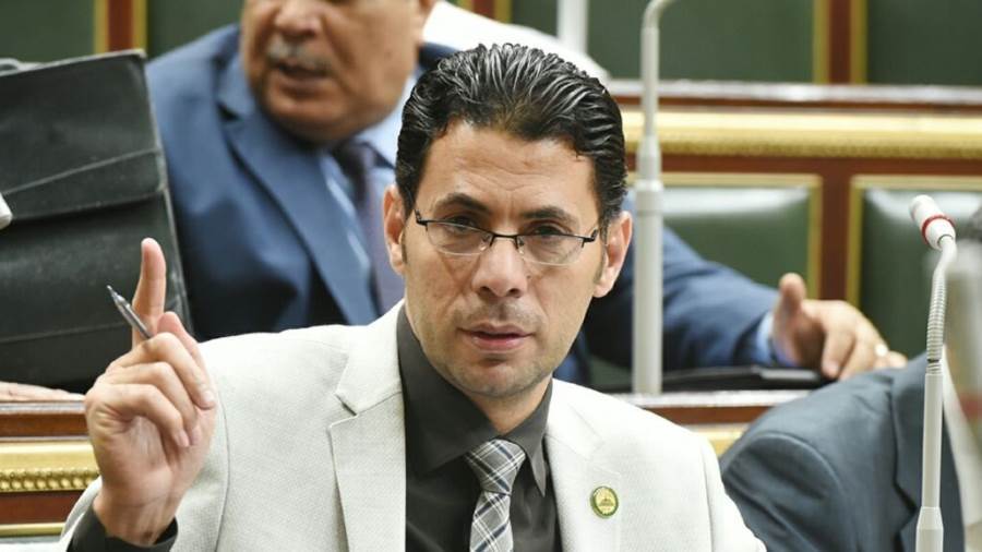  الدكتور سعيد حساسين