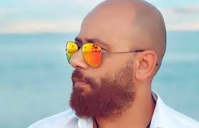 الفنان حسن بلبل