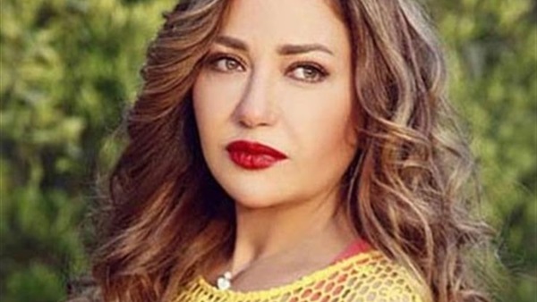 ليلى علوي