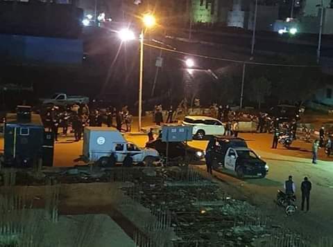 قوات الأمن تطبق الحجر الصحي على قرية المعتمدية 
