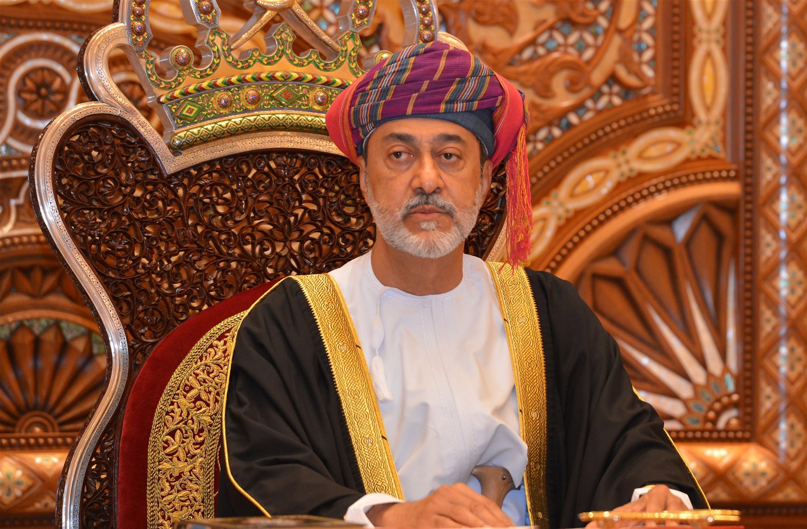 سلطان عمان يصدر قرارا بالعفو عن نحو 600 سجين