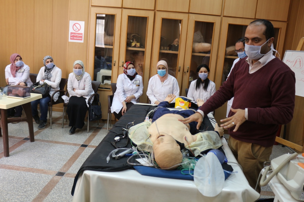 جامعة المنصورة تدرب الاطباء بجميع التخصصات على الانعاش  جامعة المنصورة تدرب الاطباء بجميع التخصصات على الانعاش