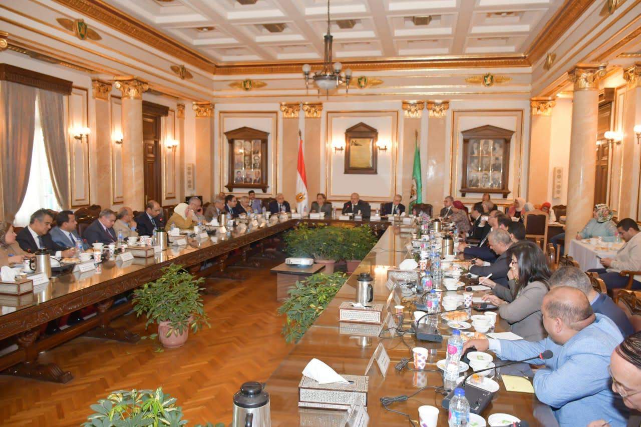 جامعة القاهرة