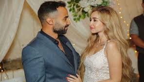 احمد فهمى وهنا الزاهد