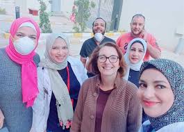 متعافية من كورونا