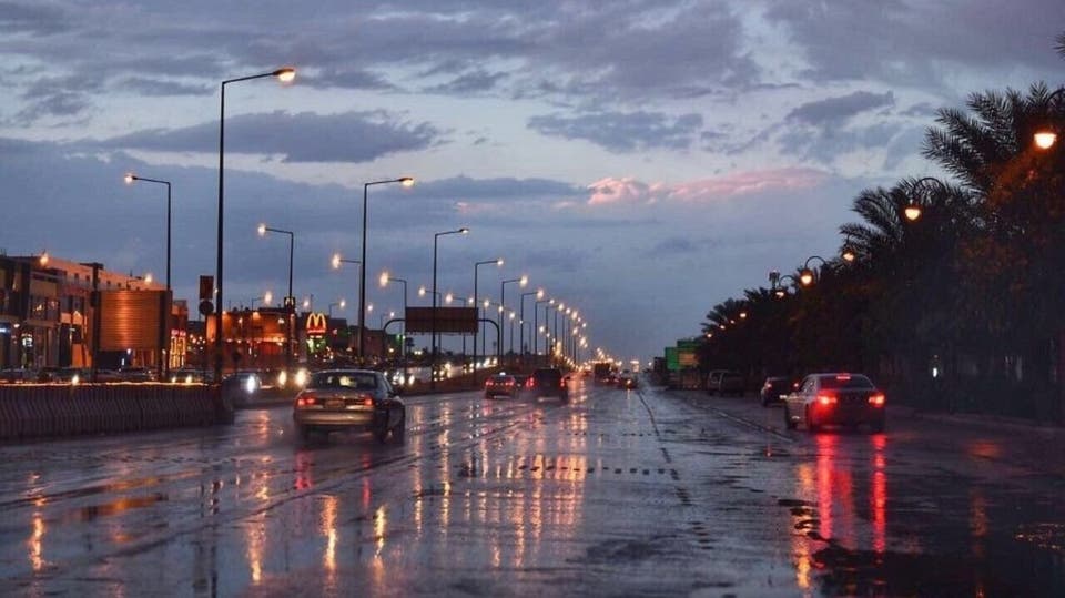 امطار رعدية بالمملكة السعودية 