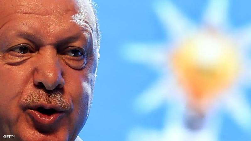 بسبب أردوغان.. اقتصاد تركيا يهوي مع تفشي كورونا والوضع يسوء