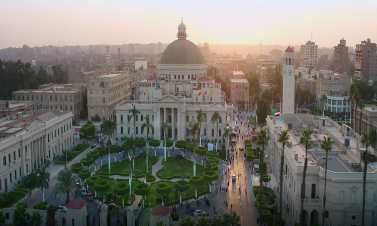 جامعة القاهرة 