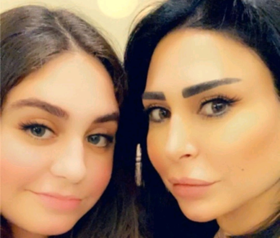 ميرى جسار وابنتها