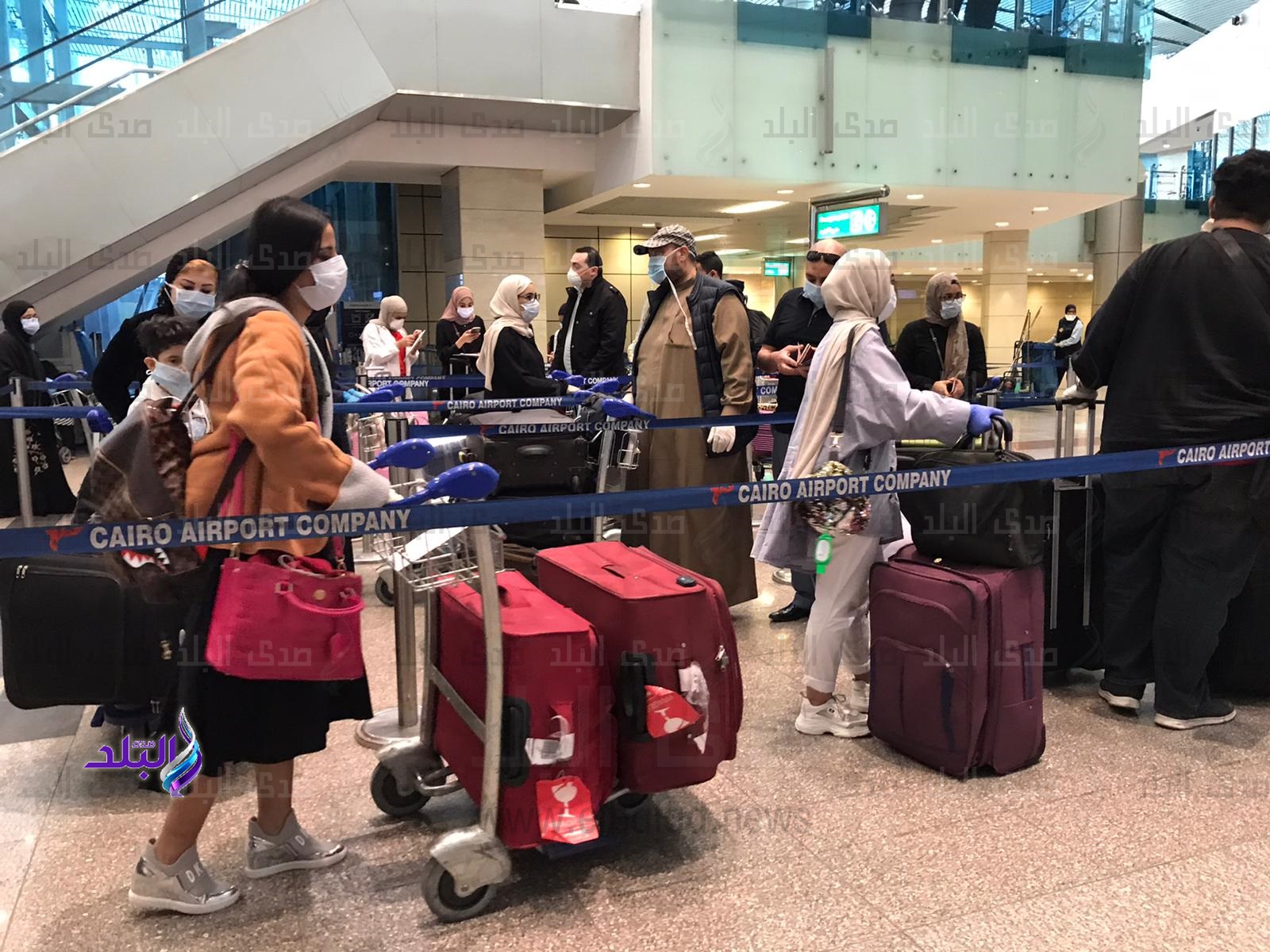 البحرين تجلي رعاياها من القاهرة 