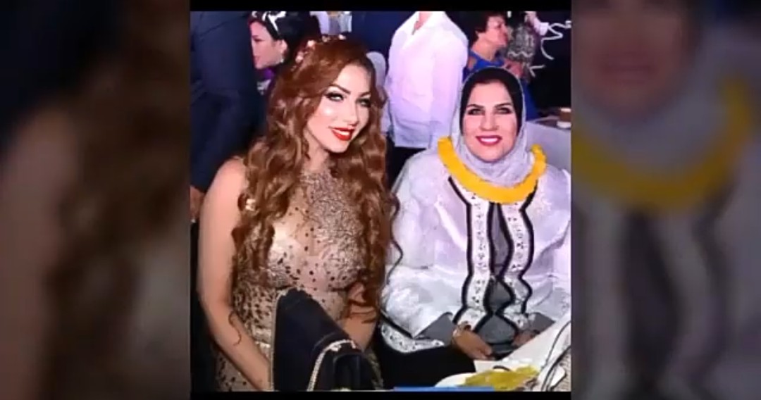 سارة خليفة ووالدتها