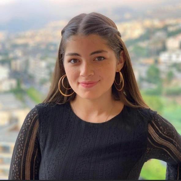 ليلى احمد زاهر 