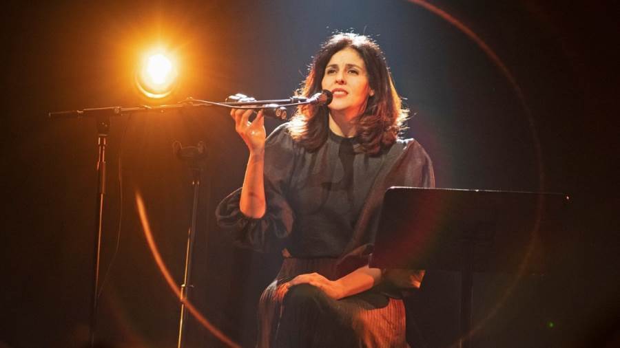 الفنانة والمؤلفة سعاد ماسي