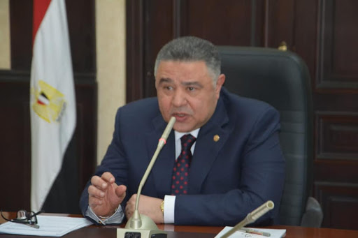 عمرو حنفى