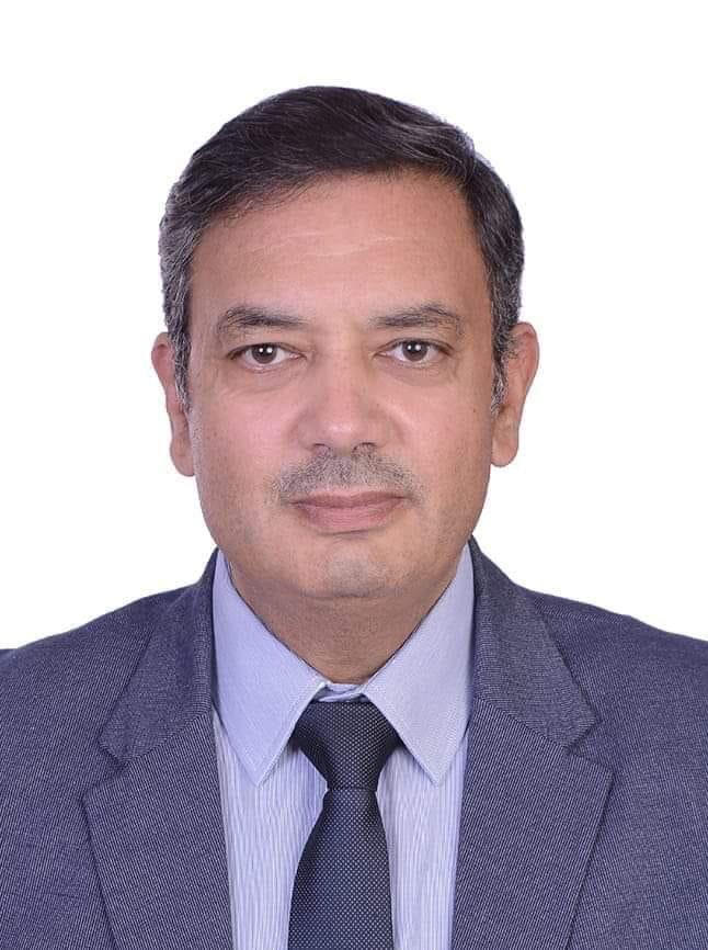 الدكتور أيمن صلاح