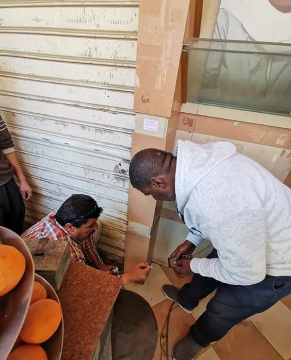 غلق وتشميع المحلات المخالفة 
