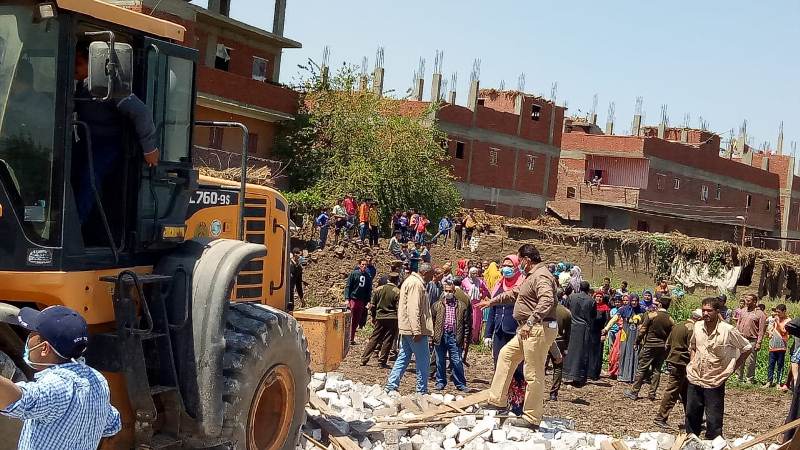 صورة من إزالة إحدى التعديات