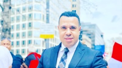 الكاتب الصحفى أحمد باشا رئيس تحرير روز اليوسف 