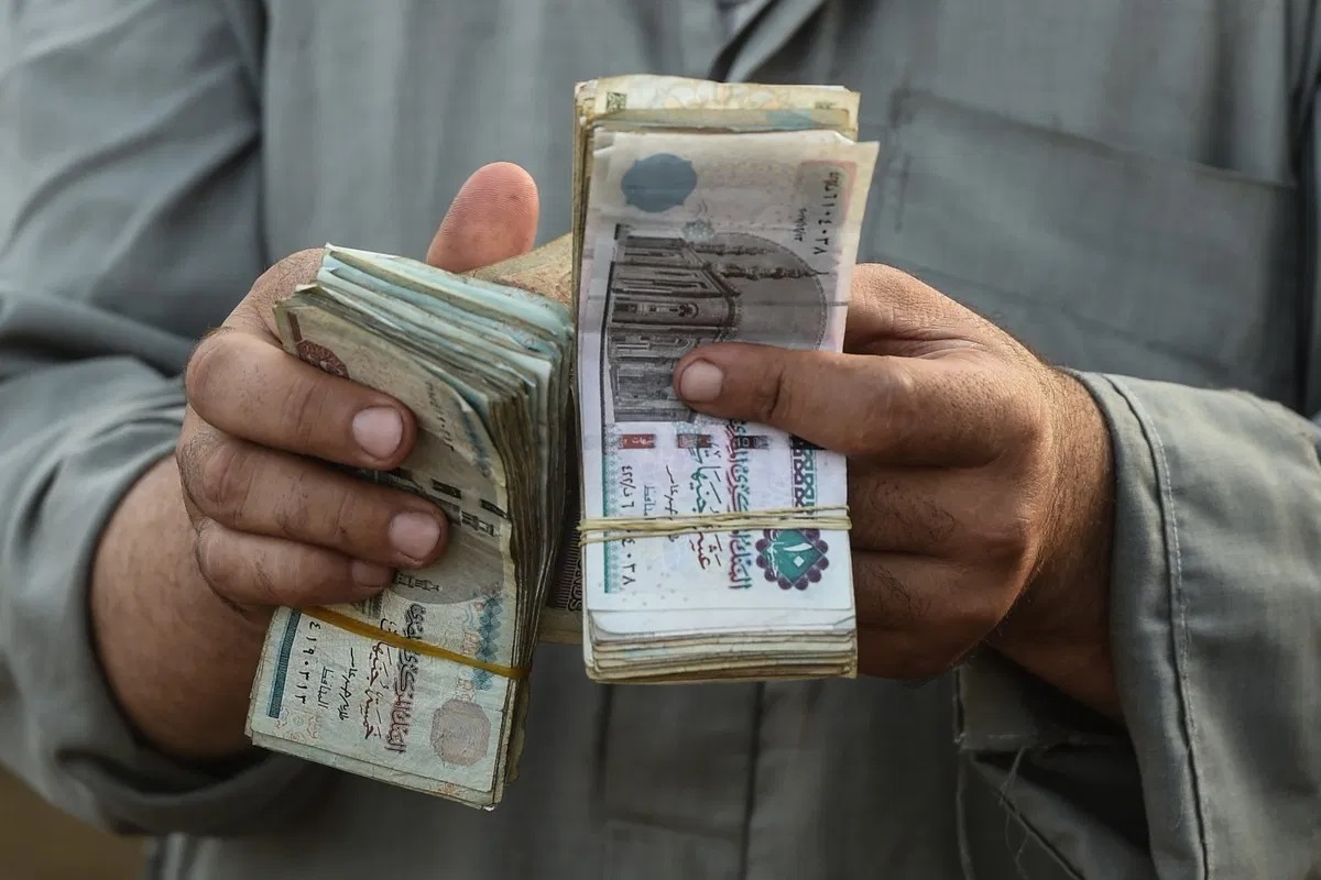 مرتبات إبريل