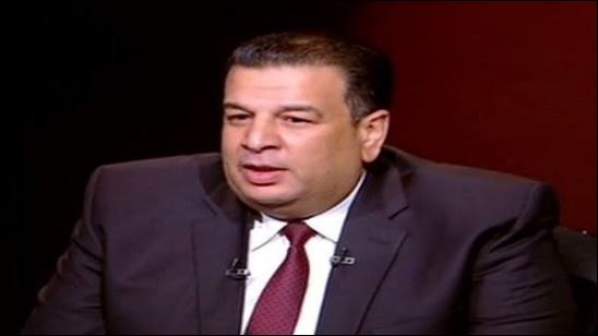 الكاتب الصحفى عبد الرازق توفيق