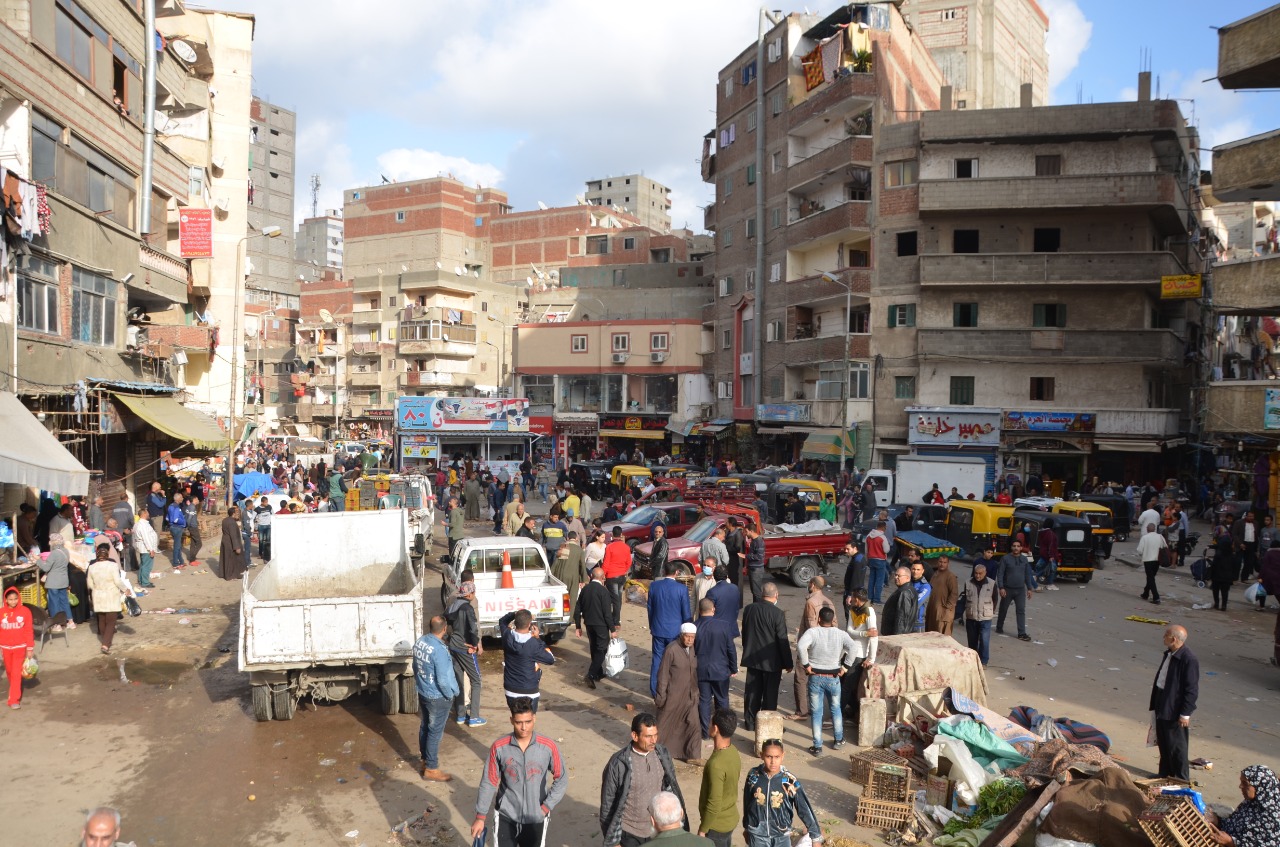 فض 4 أسواق شعبية في حي العامرية غربي الإسكندرية