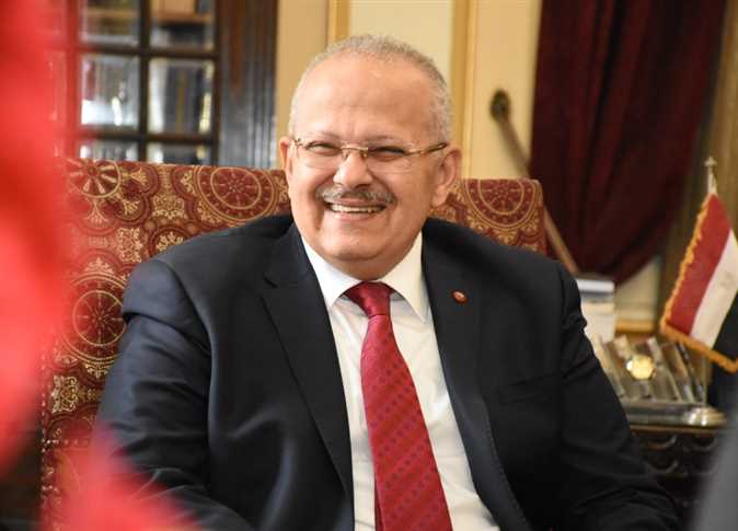  رئيس جامعة القاهرة